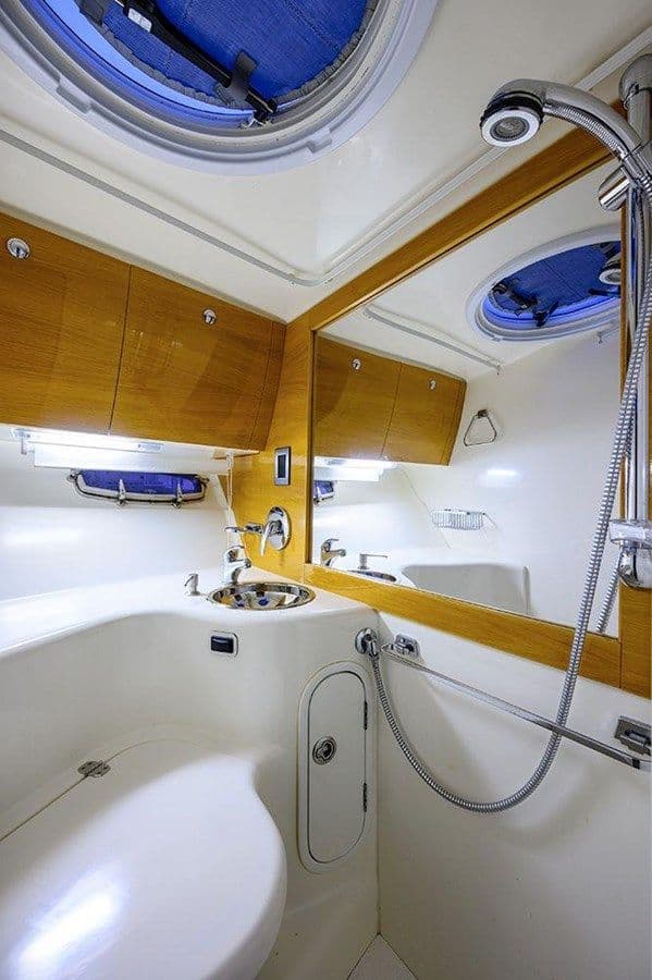 Лучшие предложения покупки яхты 2009 Genesis 44 V Cruiser - GENESIS