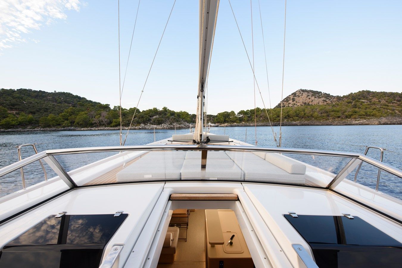 Buy a HANSE 588 - Hanse Yachts at Shestakov Yacht Sales