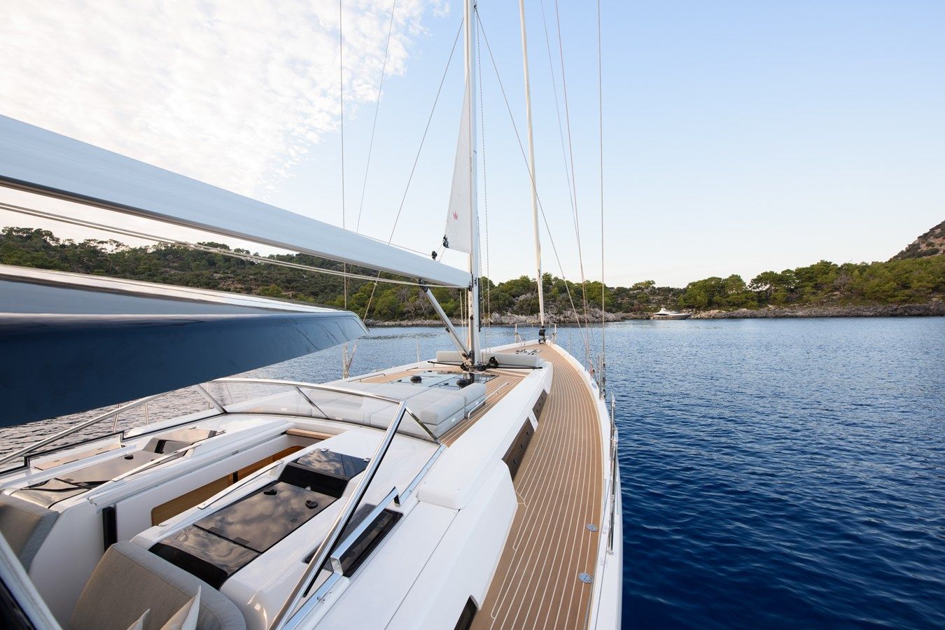 the best price on HANSE 588 56