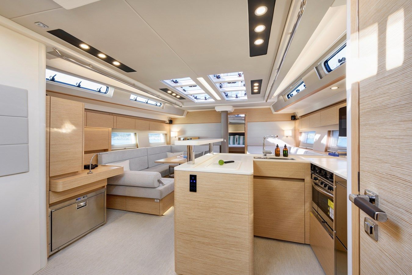 Buy a HANSE 588 2024 at Shestakov Yacht Sales