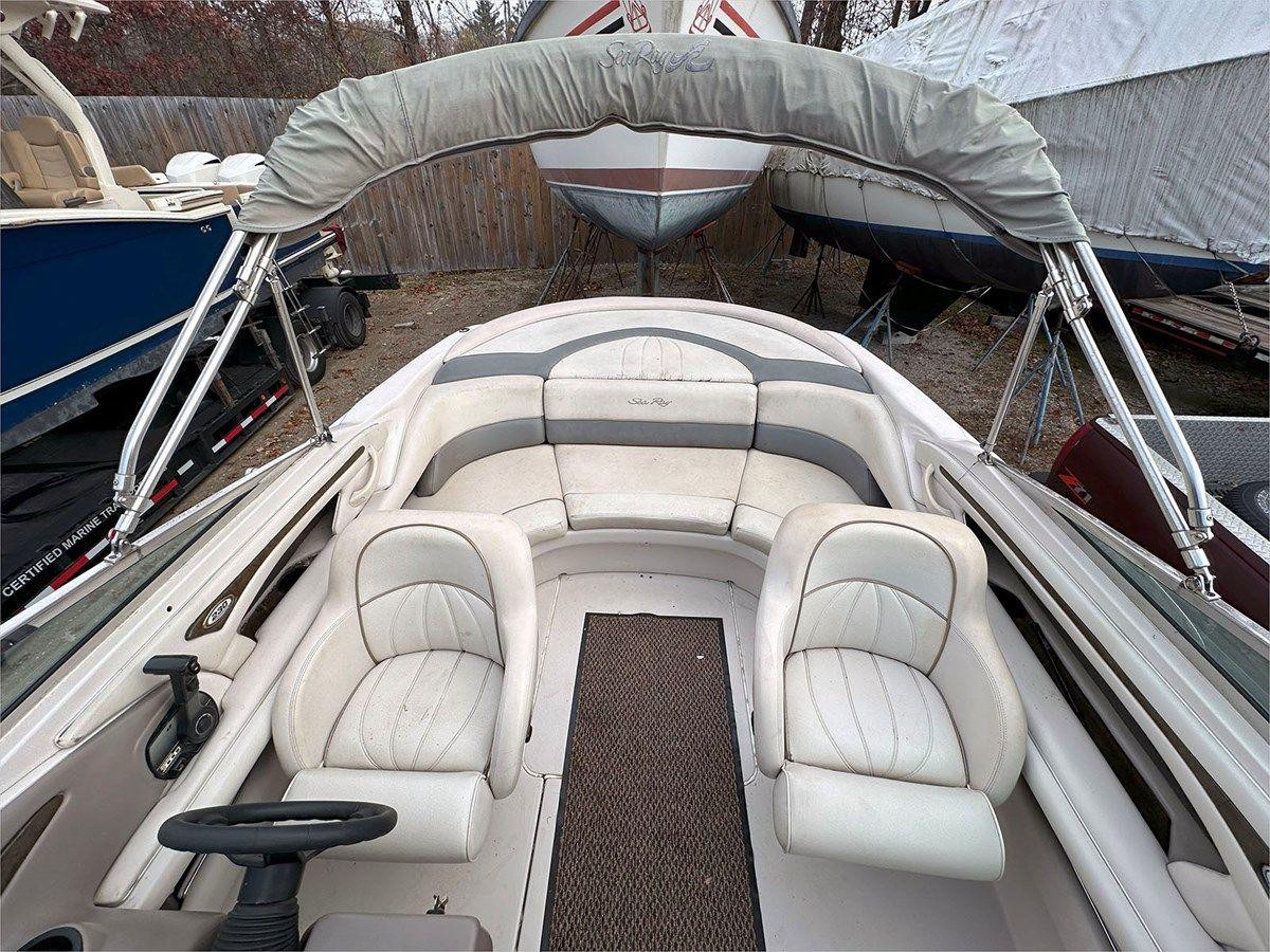 1998 SEA RAY 230 SIGNATURE SELECT - SEA RAY yacht sale