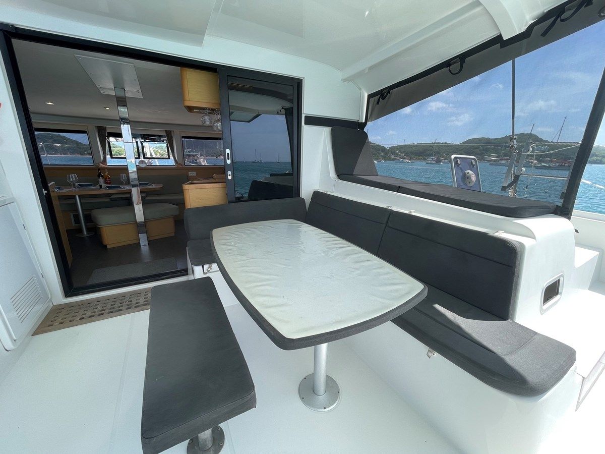 EVOLUTION - Lagoon yacht sale