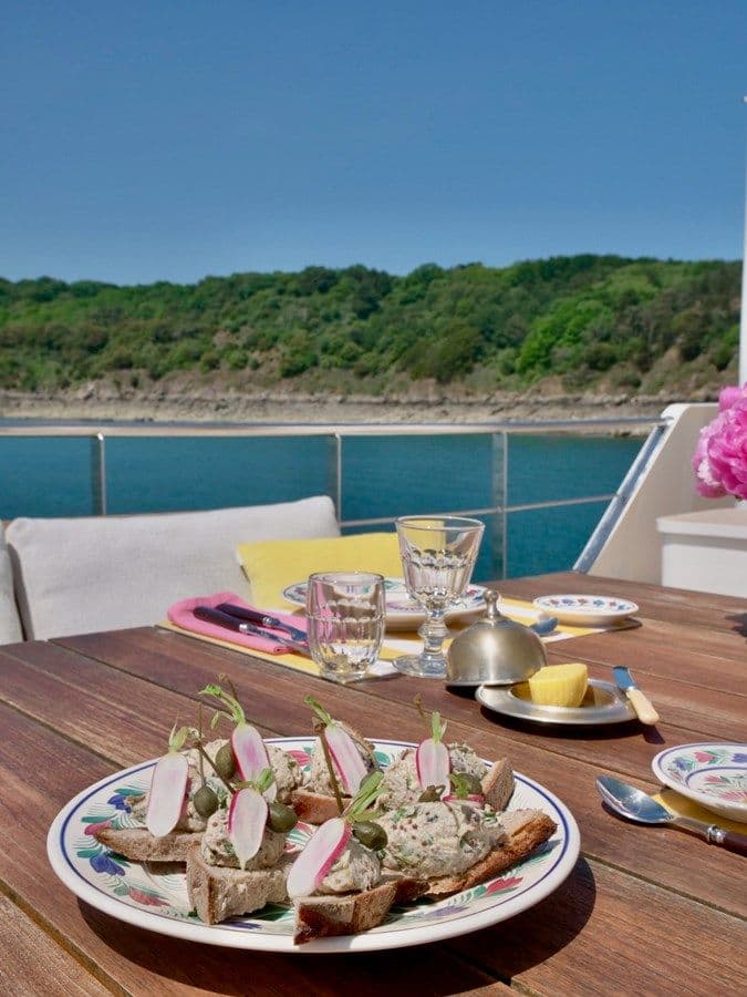 the best price on Spirit of Ginette