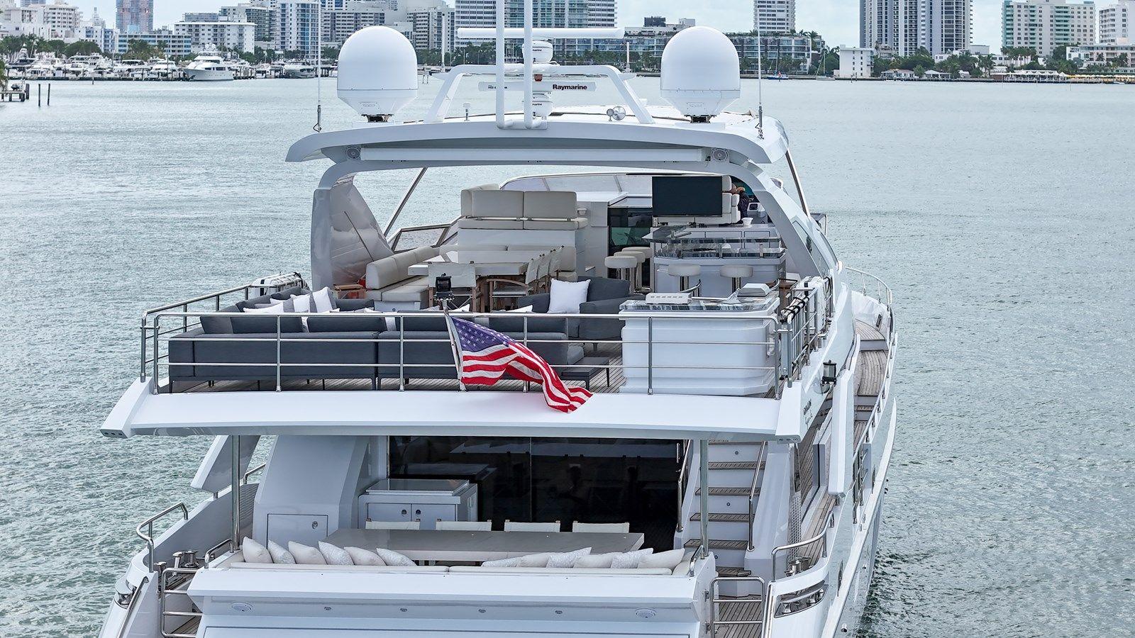 Лучшая цена на 95 Raised Pilothouse 95 Raised Pilothouse