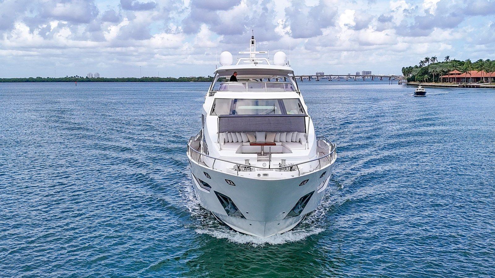 Стоимость яхты 95 Raised Pilothouse