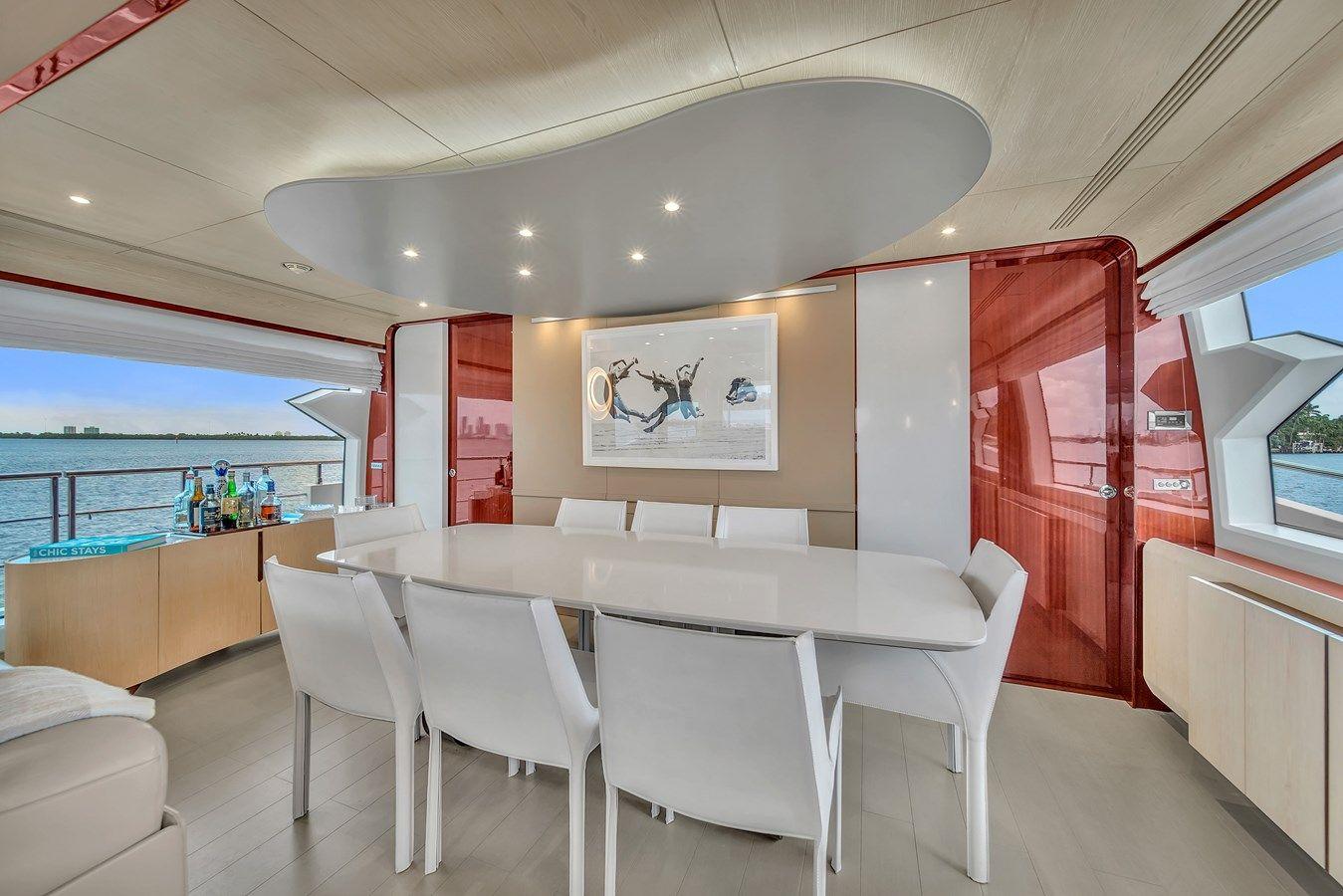 Купить 95 Raised Pilothouse