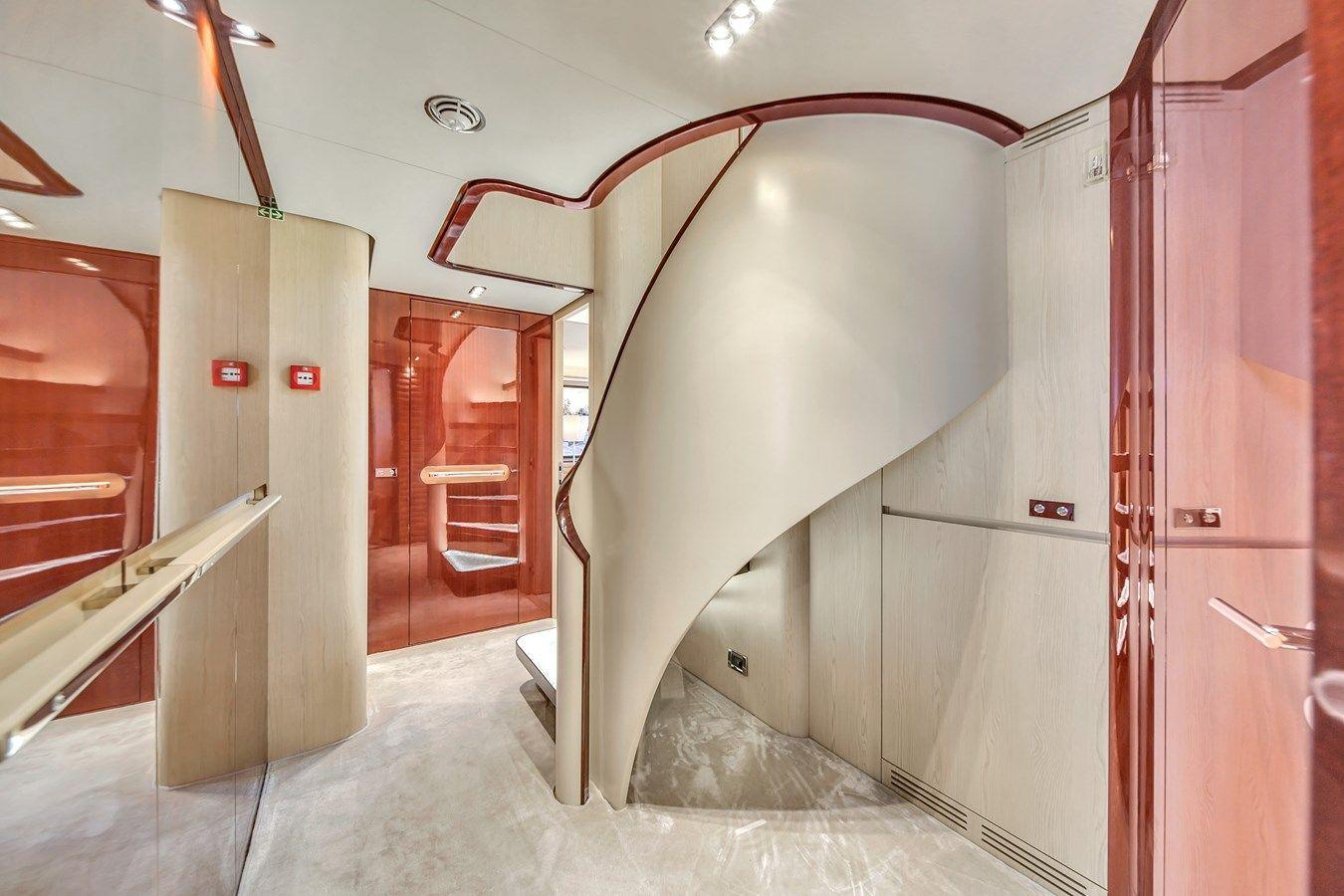 95 Raised Pilothouse 2017