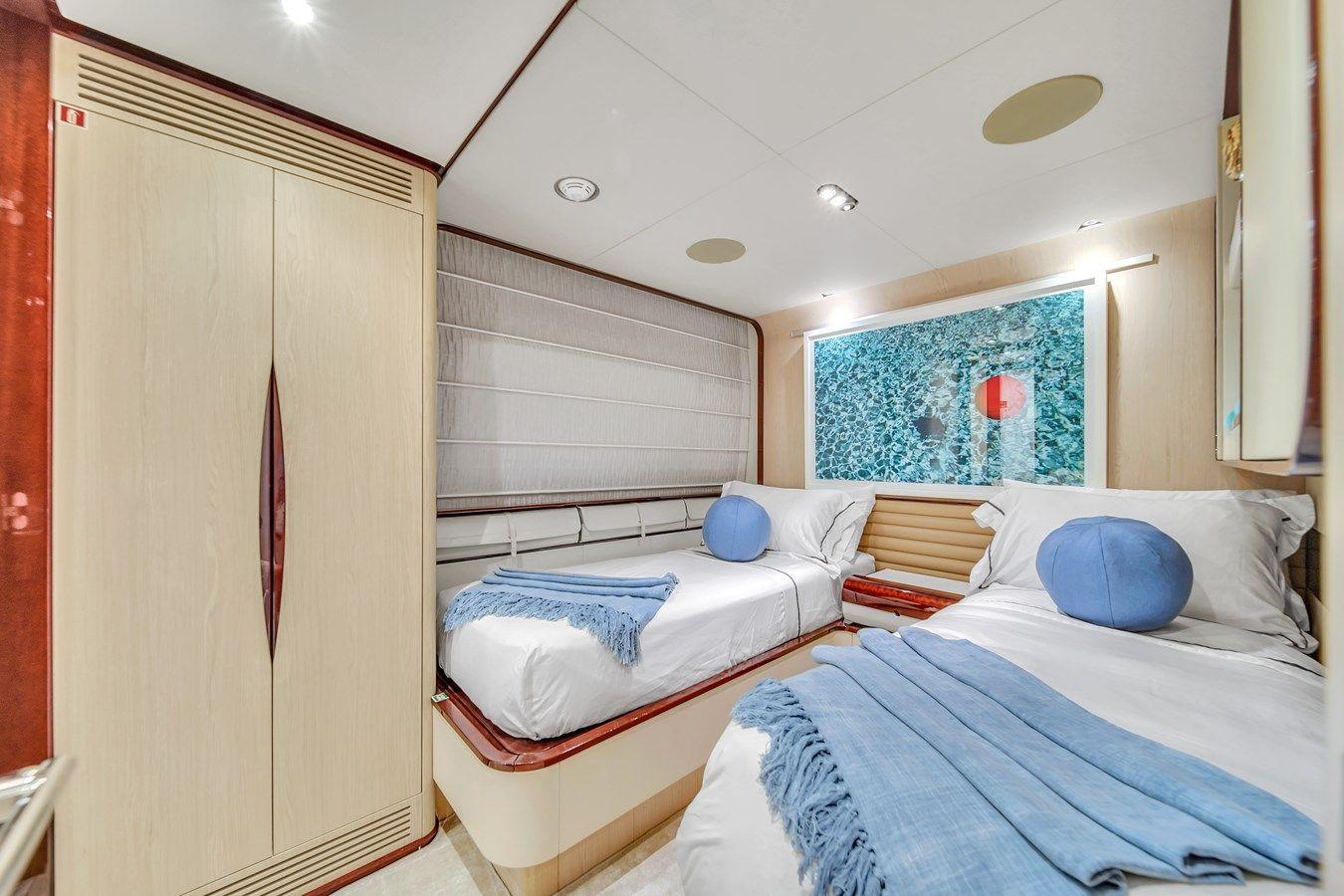 Продажа яхты 95 Raised Pilothouse 2017