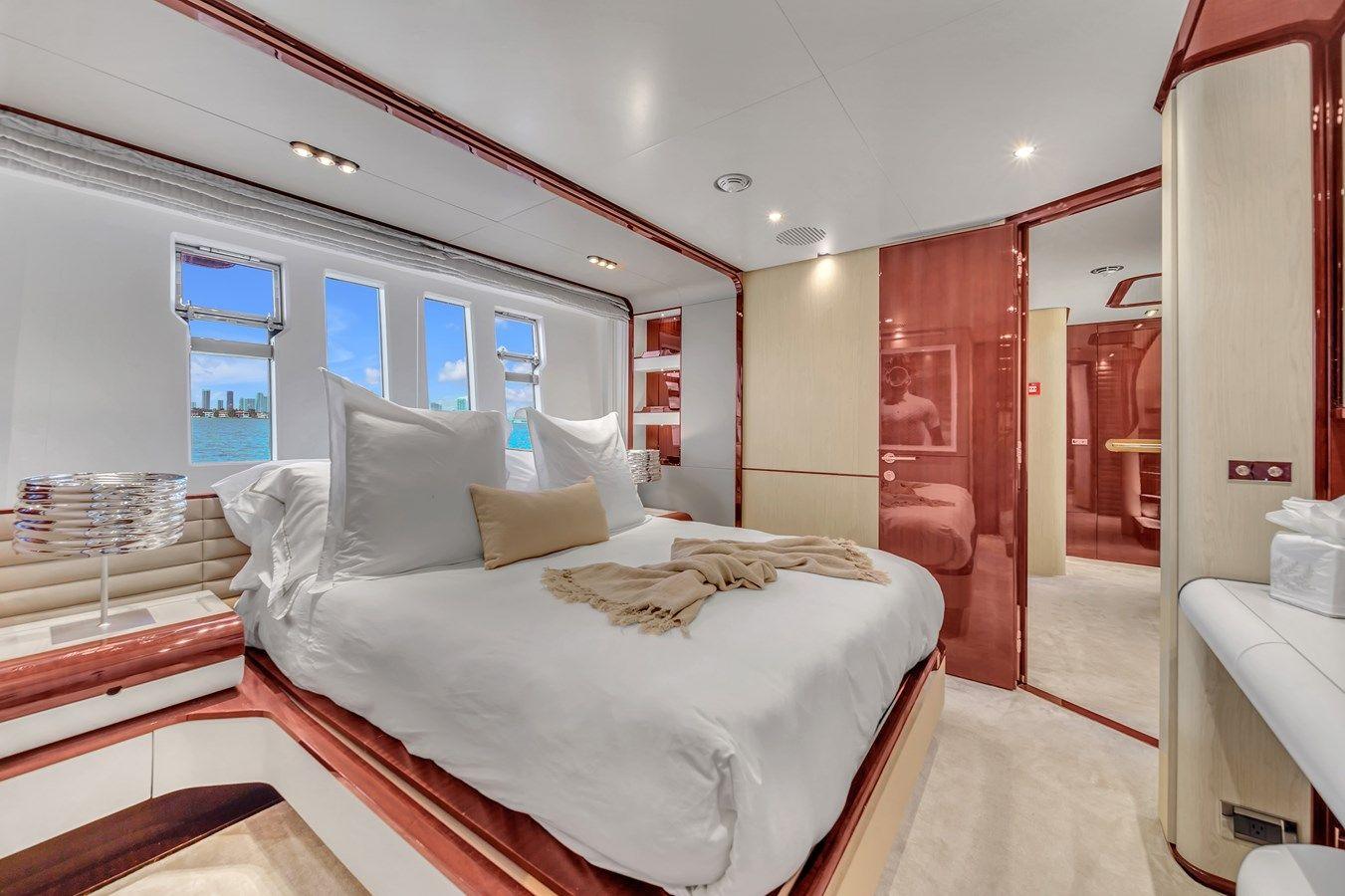 Купить 95 Raised Pilothouse 95