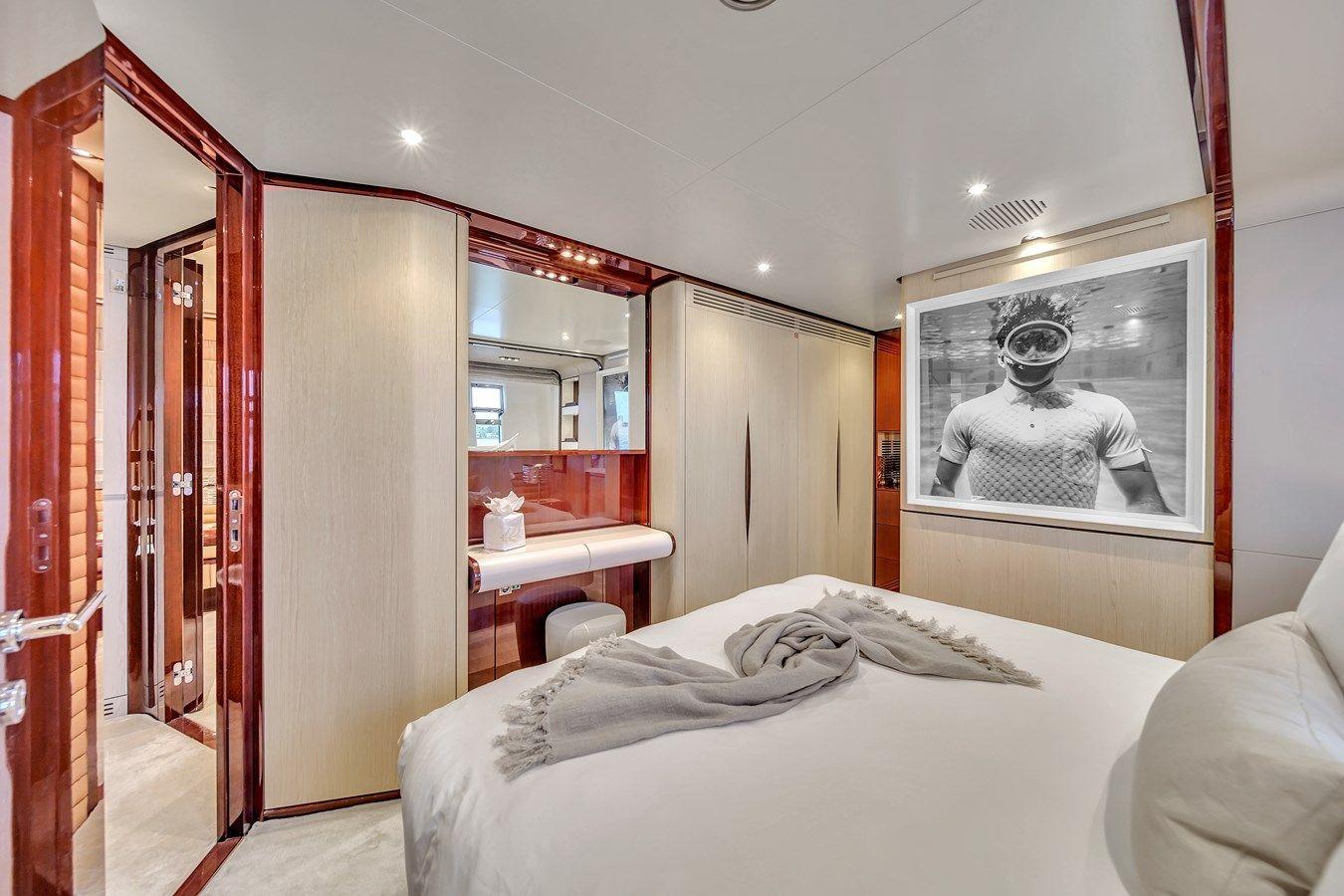 Стоимость яхты 95 Raised Pilothouse