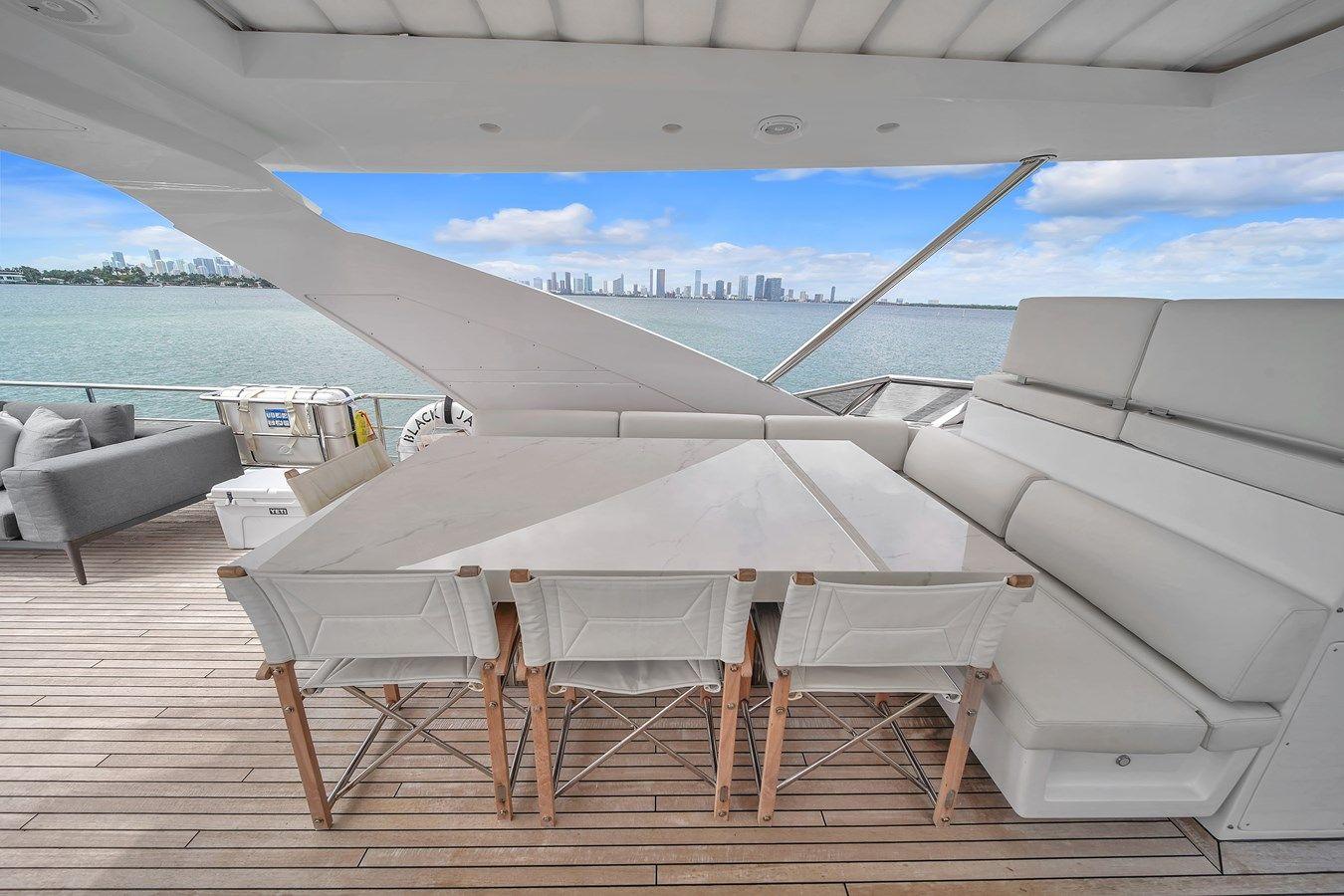 Лучшая цена на 95 Raised Pilothouse - Azimut Yachts