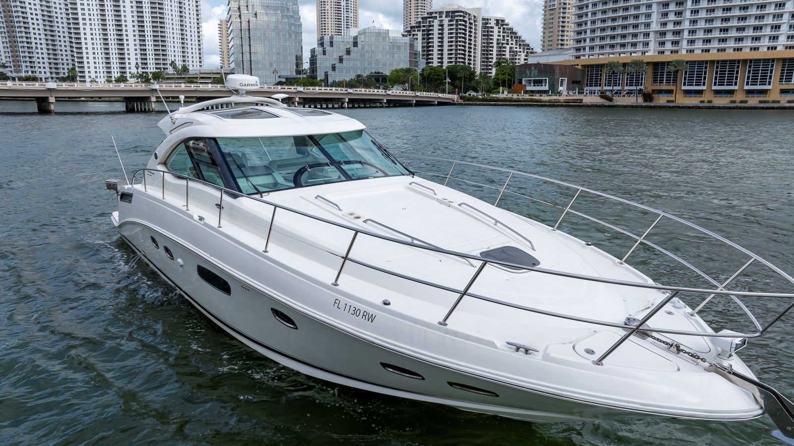 Продажа яхты 43 Sundancer - SEA RAY