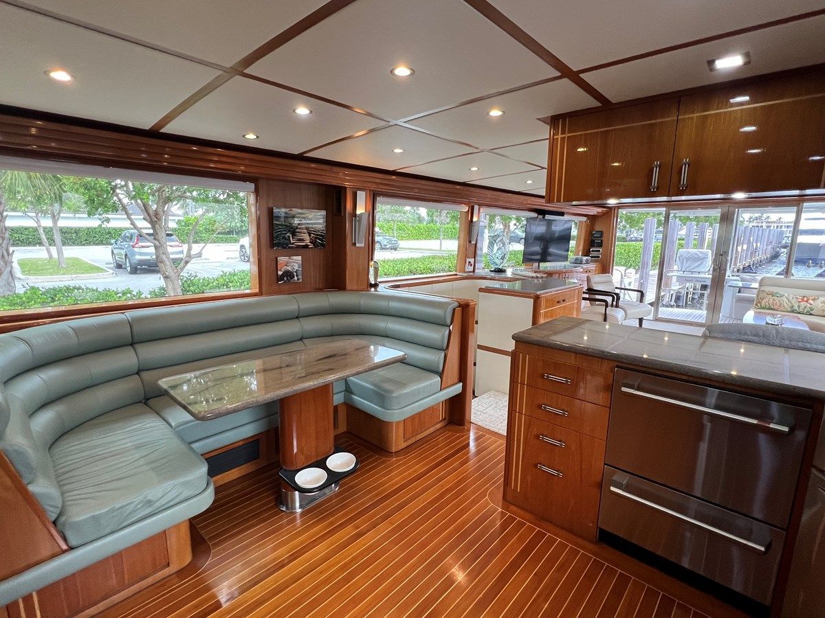 best yacht sales deals Pomboo - Hatteras