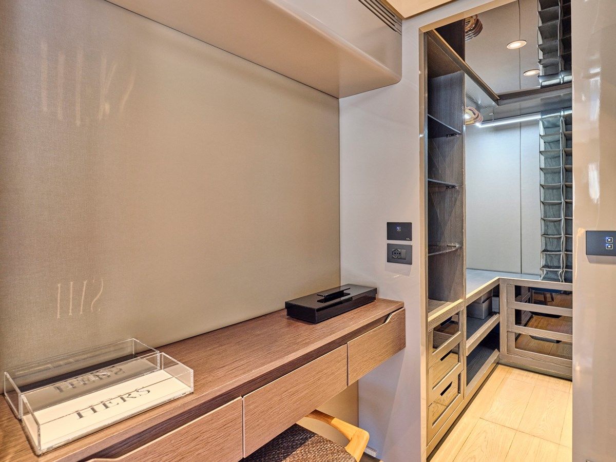 Buy a yacht SEAMMETRY 98