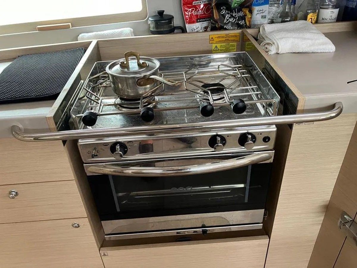 Eire Mon 42 yacht sale