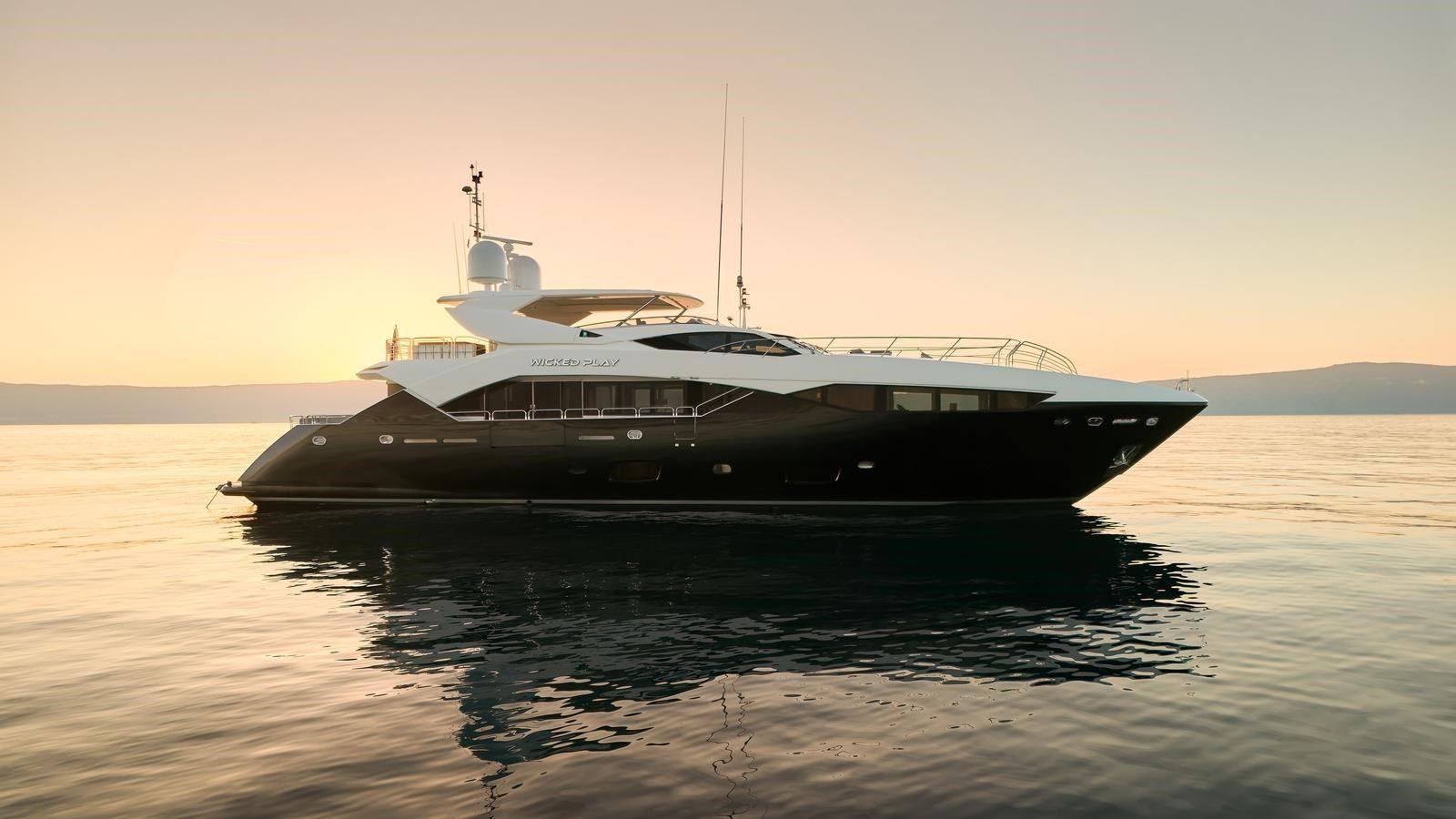 Buy a yacht WICKED PLAY - Sunseeker