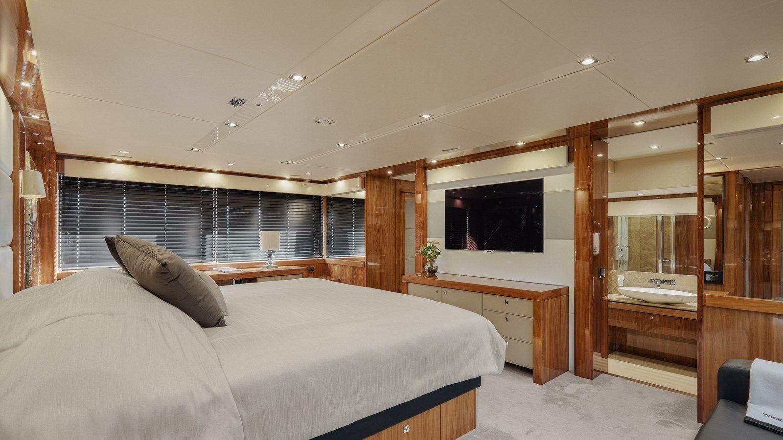 WICKED PLAY - Sunseeker