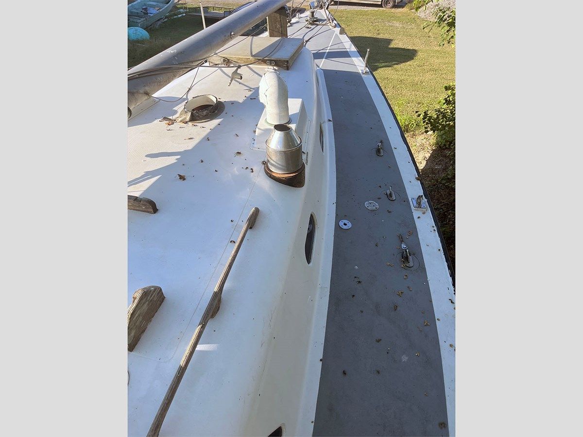 Стоимость яхты 1969 HINCKLEY 38 - Hinckley