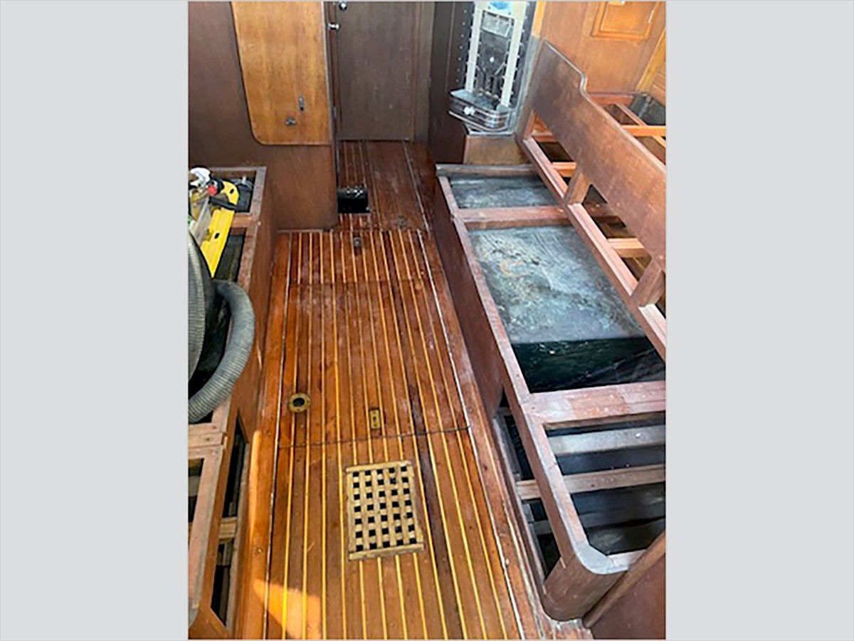 1969 HINCKLEY 38 1969