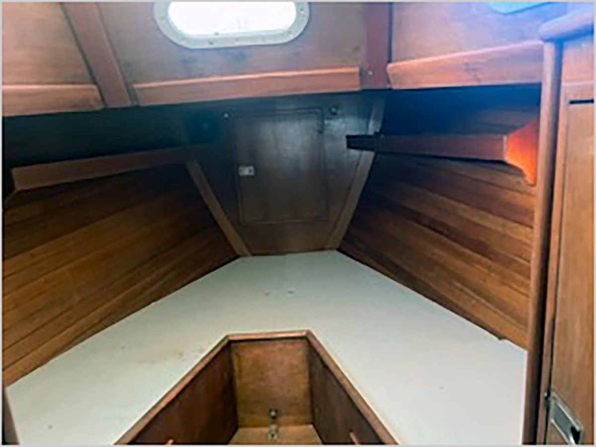 Лучшие предложения покупки яхты 1969 HINCKLEY 38 1969