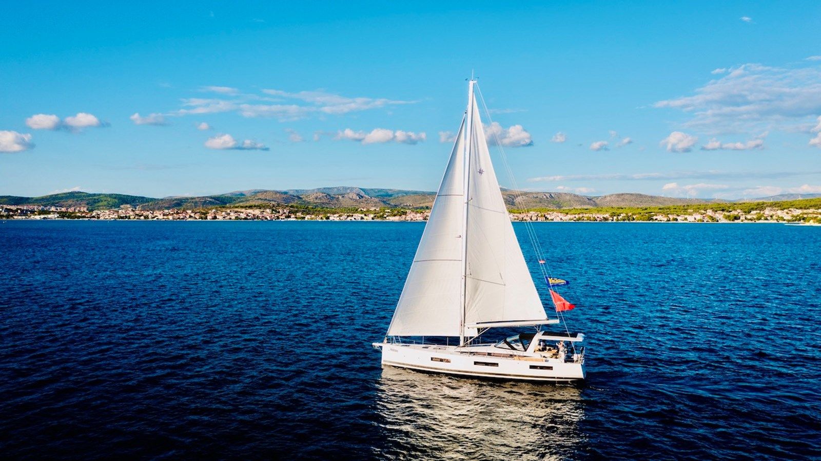 Friends - Jeanneau price