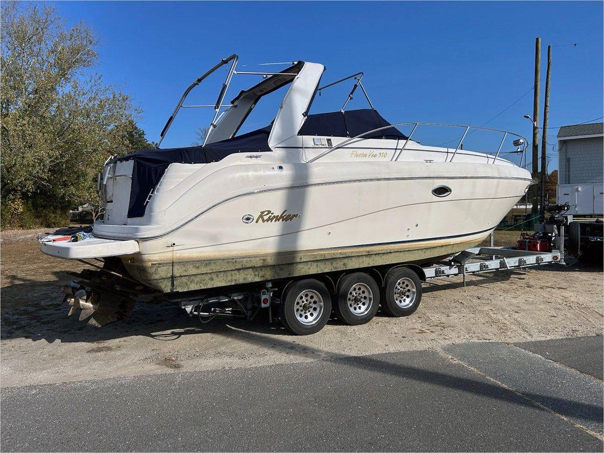 best yacht sales deals 2001 RINKER 310 FIESTA VEE 31
