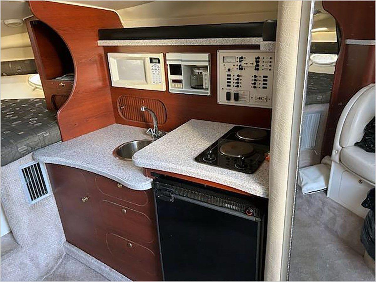 2001 RINKER 310 FIESTA VEE - RINKER yacht sale