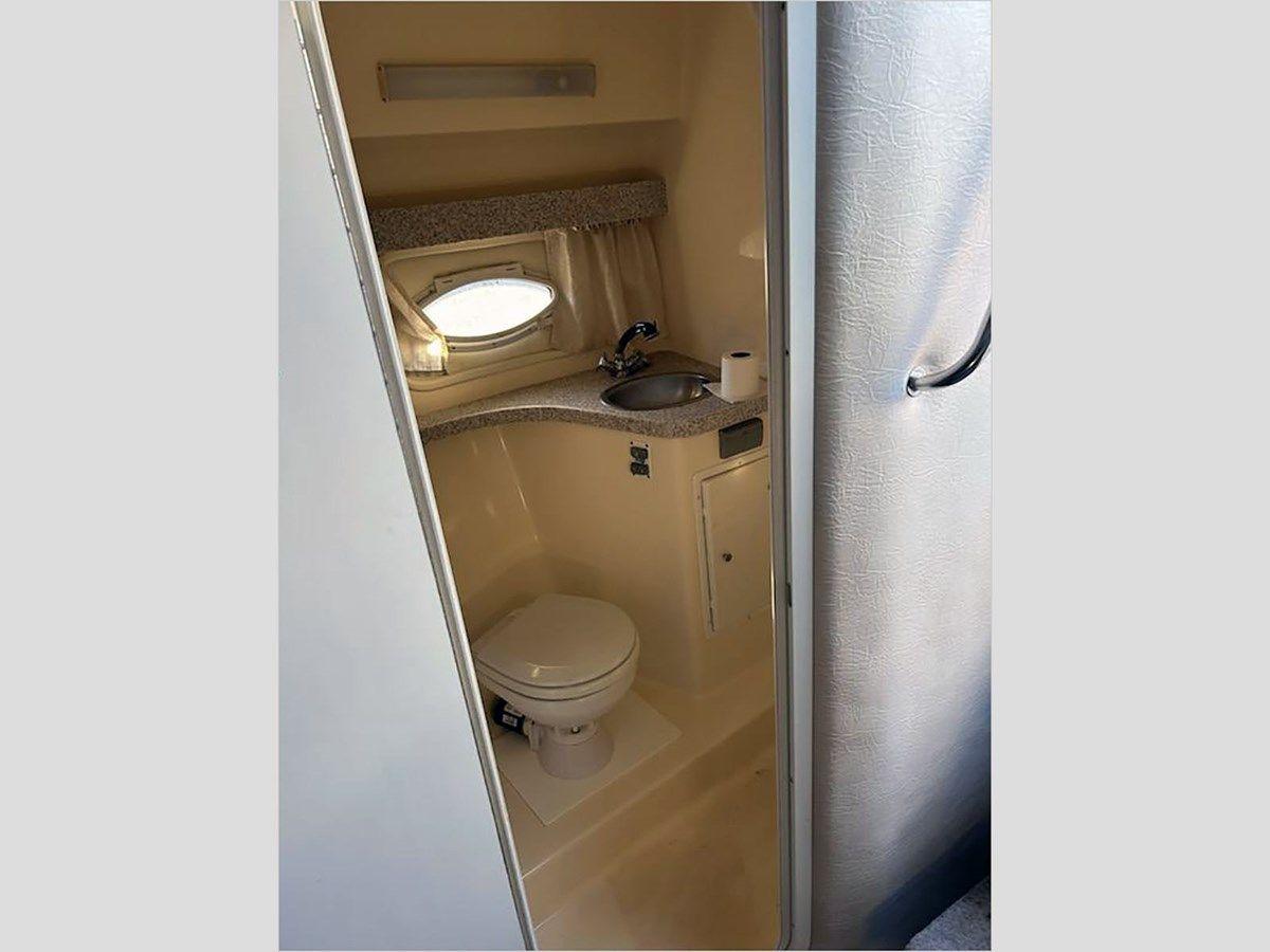 Buy a yacht 2001 RINKER 310 FIESTA VEE - RINKER