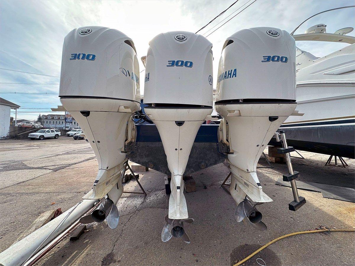 2019 SCOUT 355 LXF 35 yacht sale