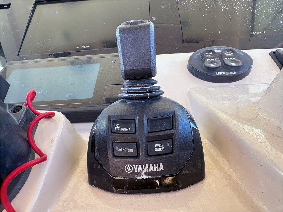 the best price on 2019 SCOUT 355 LXF - SCOUT