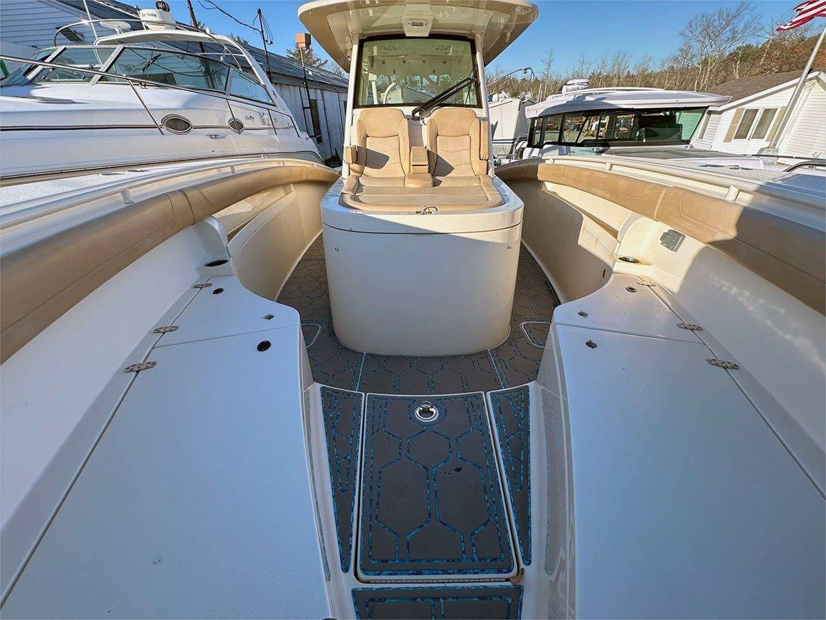 2019 SCOUT 355 LXF price