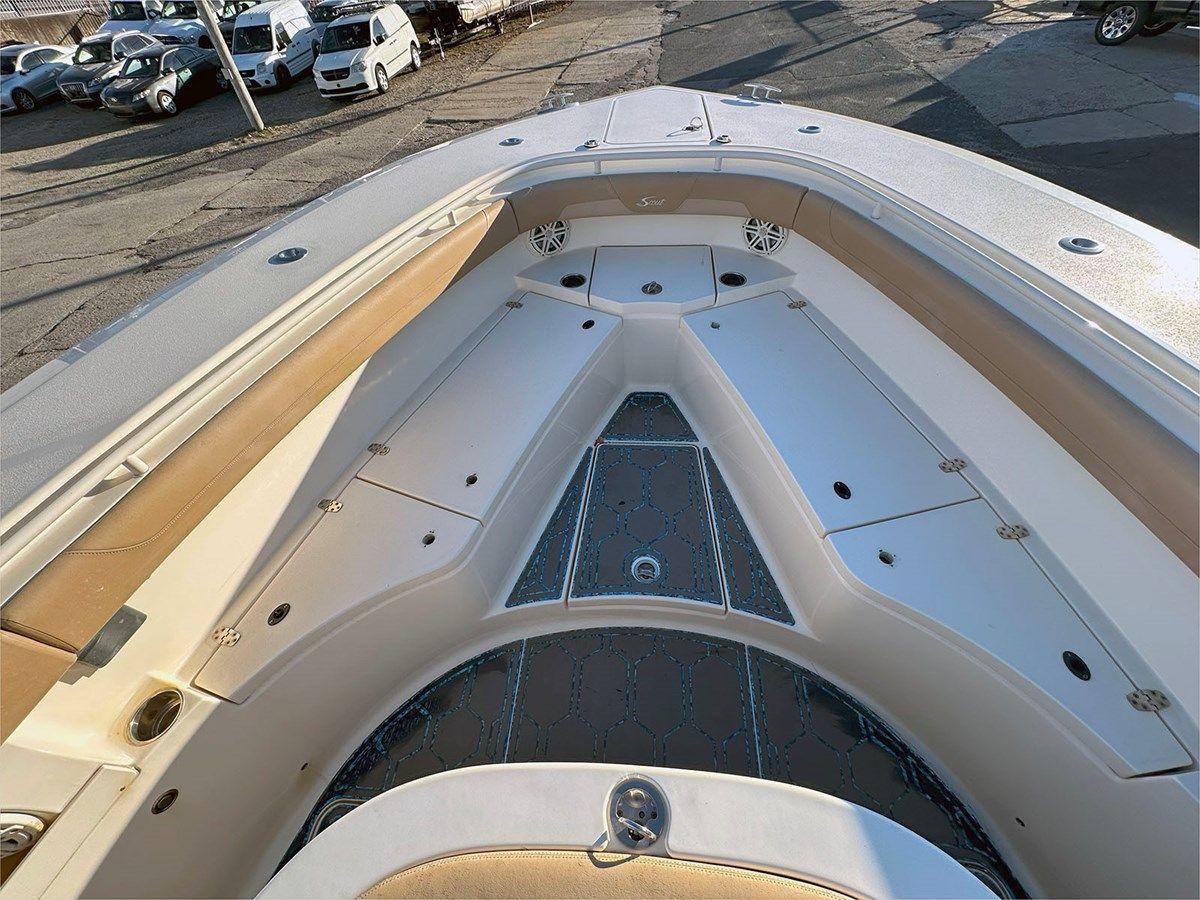 2019 SCOUT 355 LXF 2019