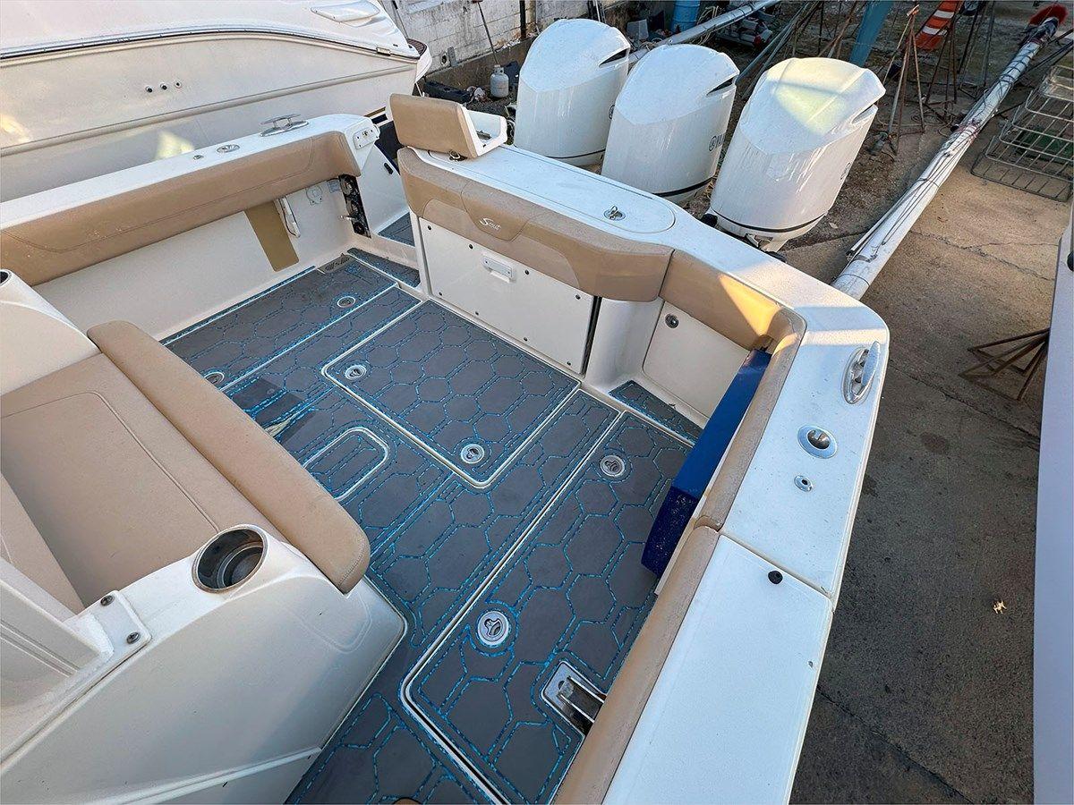 the best price on 2019 SCOUT 355 LXF 2019