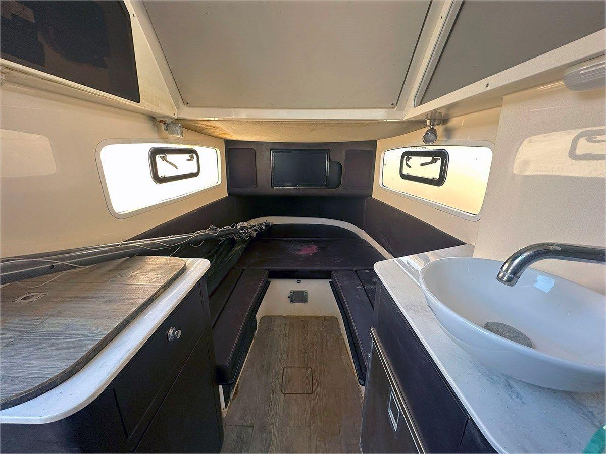 Buy a 2019 SCOUT 355 LXF - SCOUT at Shestakov Yacht Sales