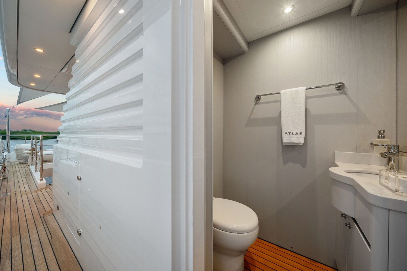 2017 Cantiere Delle Marche DarwinAtlas 2017