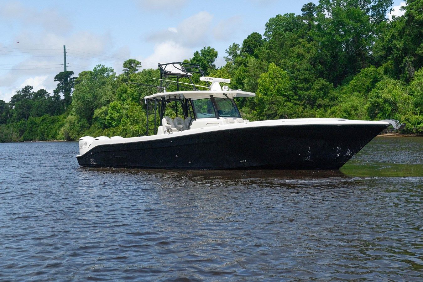 best yacht sales deals 2018 Hydra-Sports 3900 Speciale