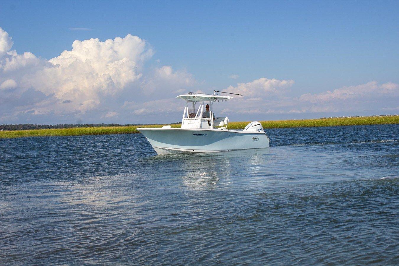 Buy a yacht 2016 Sea Hunt 234 Ultra