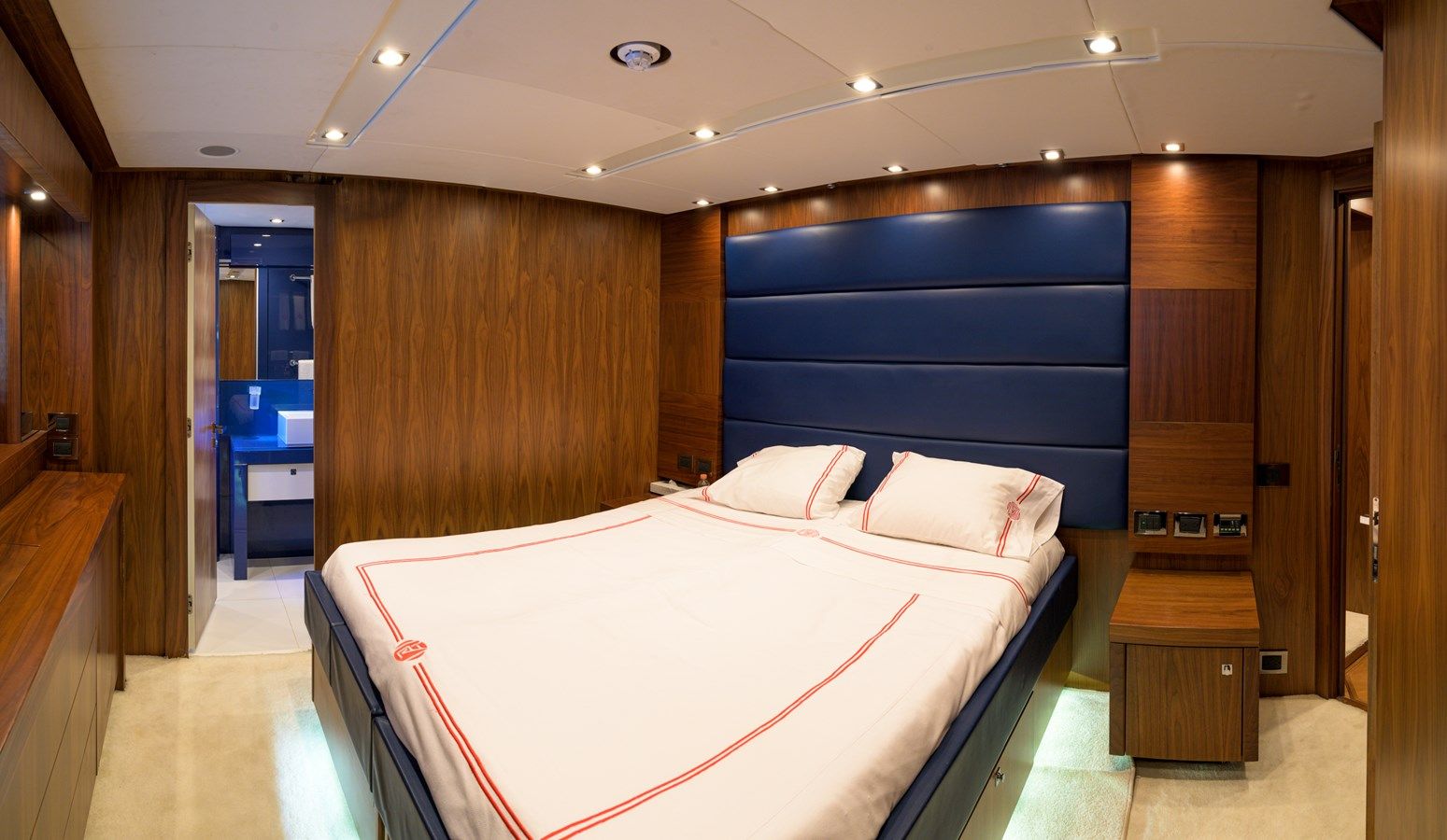 Купить яхту M5 2013 в Shestakov Yacht Sales
