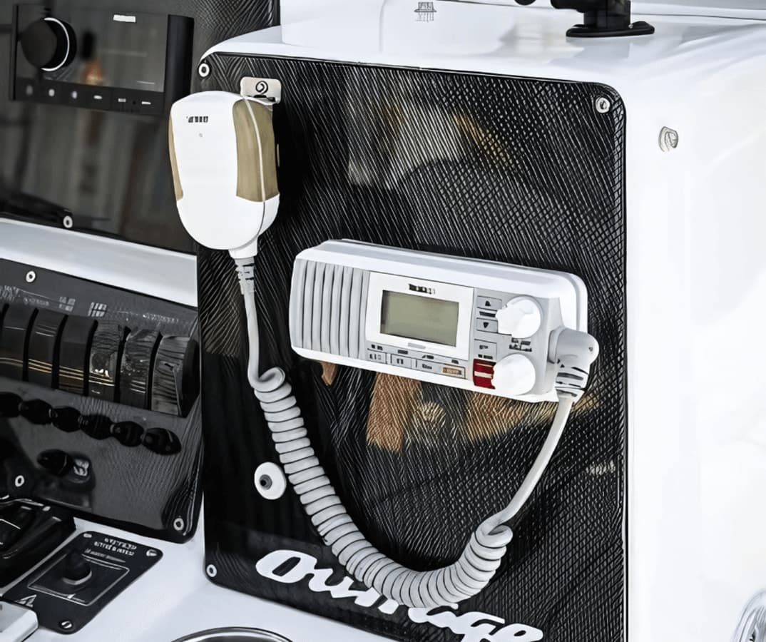 best yacht sales deals 1999 Boston Whaler 26ft - Boston Whaler