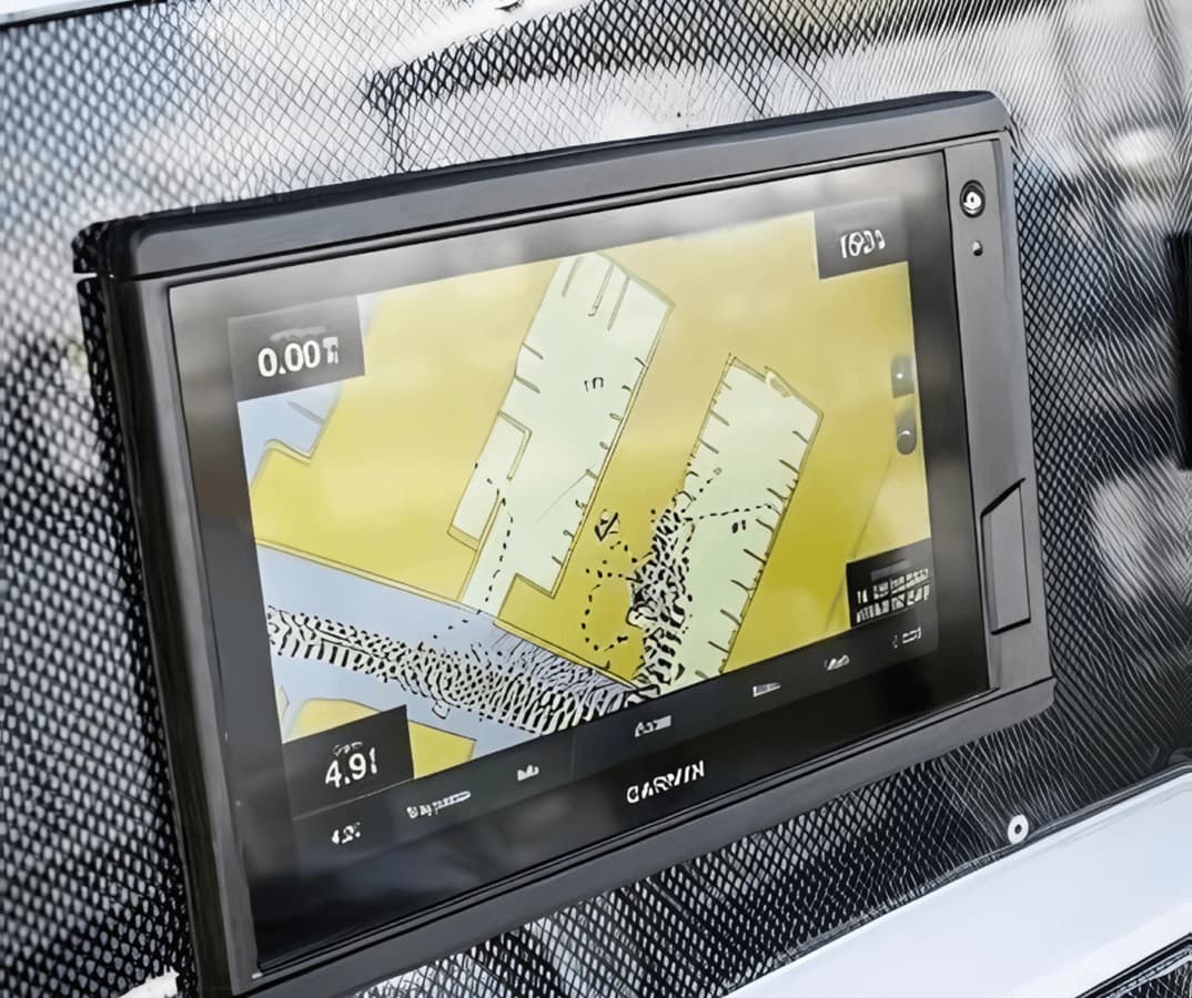 Buy a 1999 Boston Whaler 26ft at Shestakov Yacht Sales