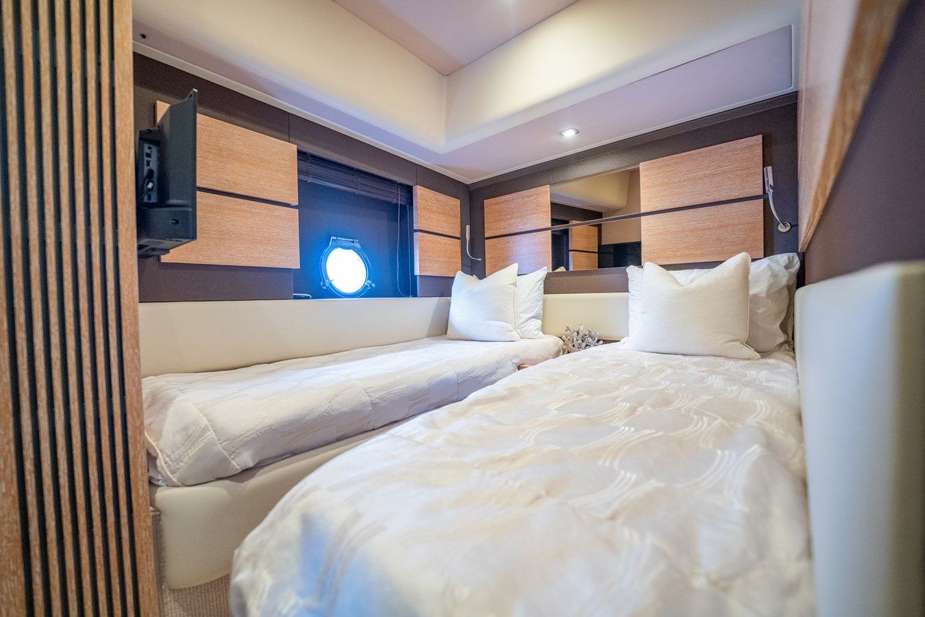 best yacht sales deals New Horizons 2014