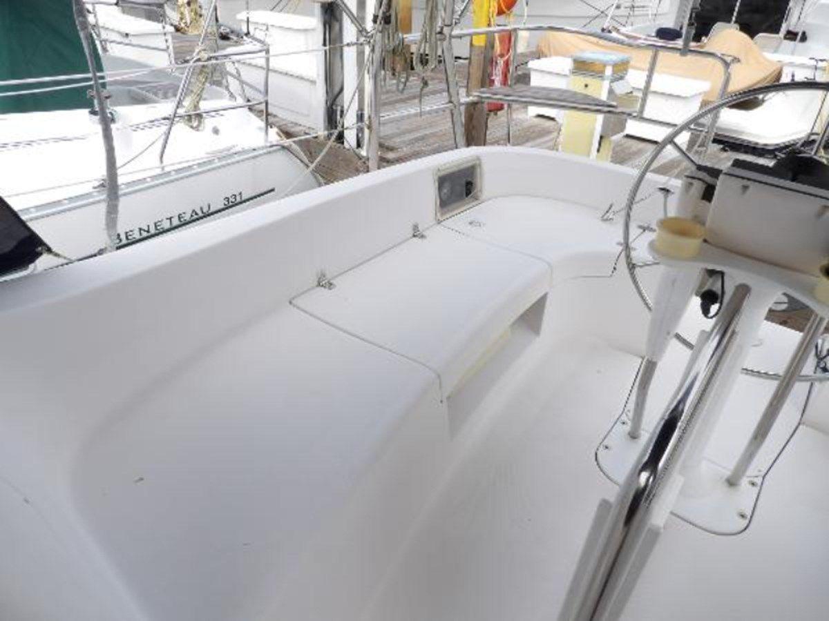 the best price on 356 - HUNTER