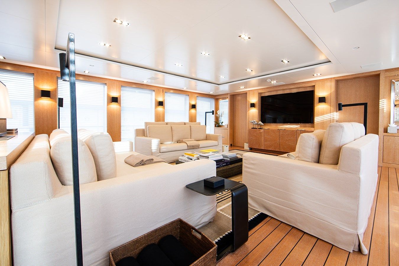 Продажа яхты BELONGERS 2014