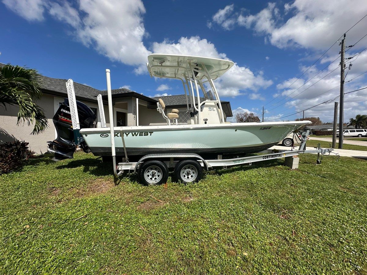 2017 Key West 230 Bay Reef 230 Bay Reef price