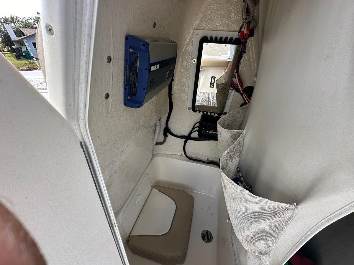 best yacht sales deals 2017 Key West 230 Bay Reef 23