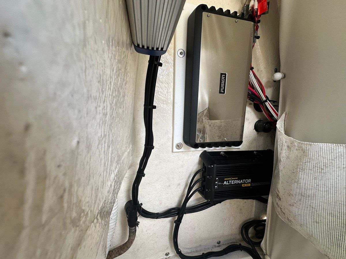 Buy a yacht 2017 Key West 230 Bay Reef 2017