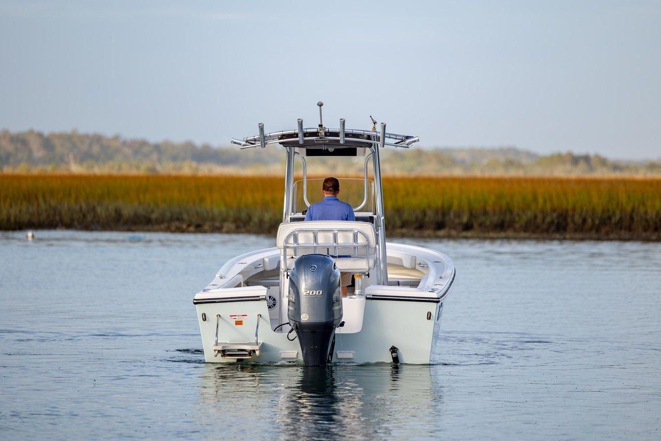 Купить яхту 2021 Parker 2300 Special Edition 2021 в Shestakov Yacht Sales