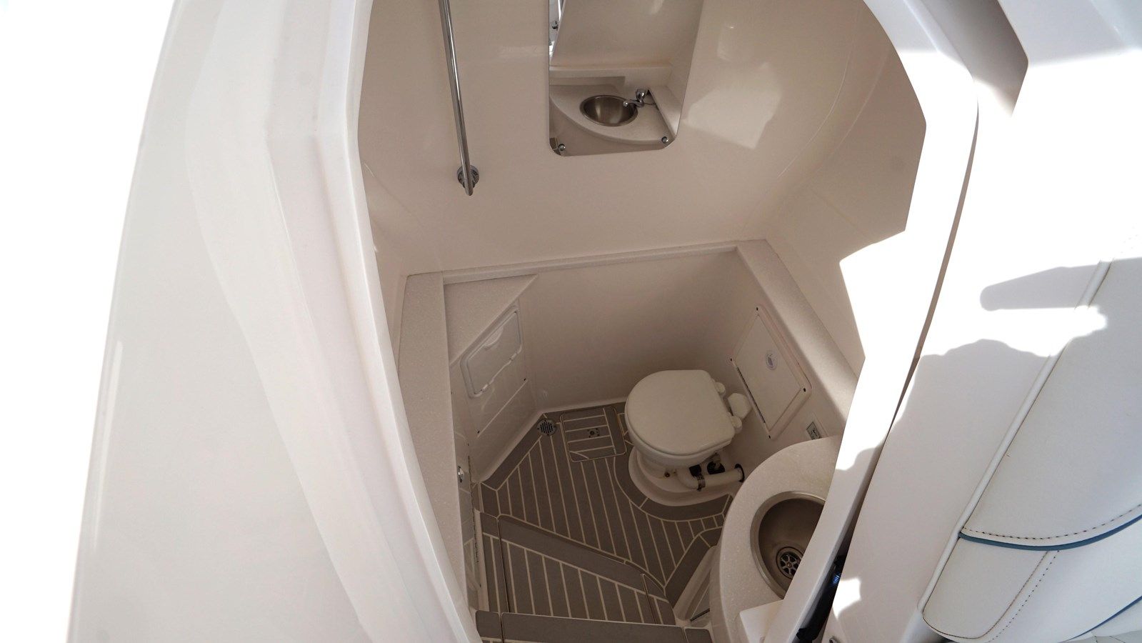 the best price on TALAN'T SHOW