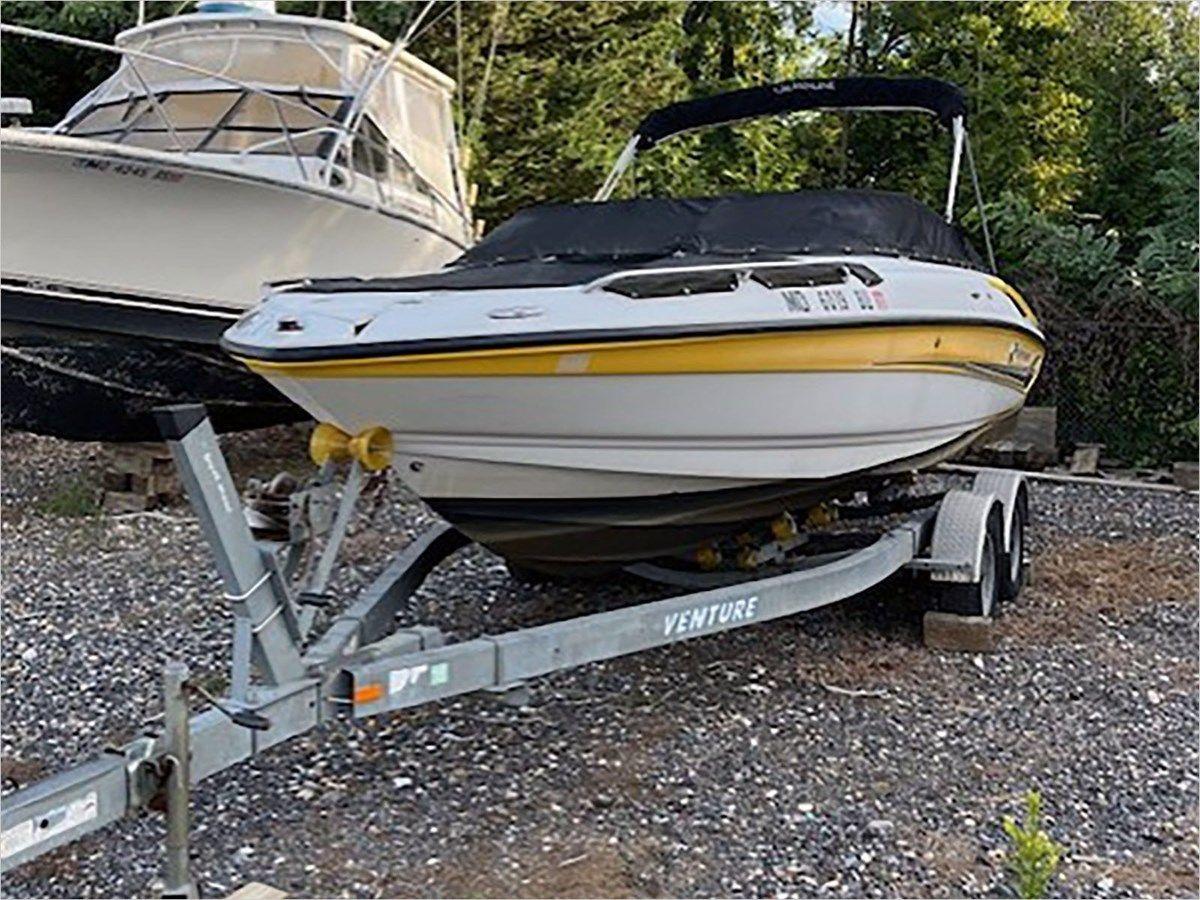 Лучшие предложения покупки яхты 2005 CROWNLINE 206 LSR 20