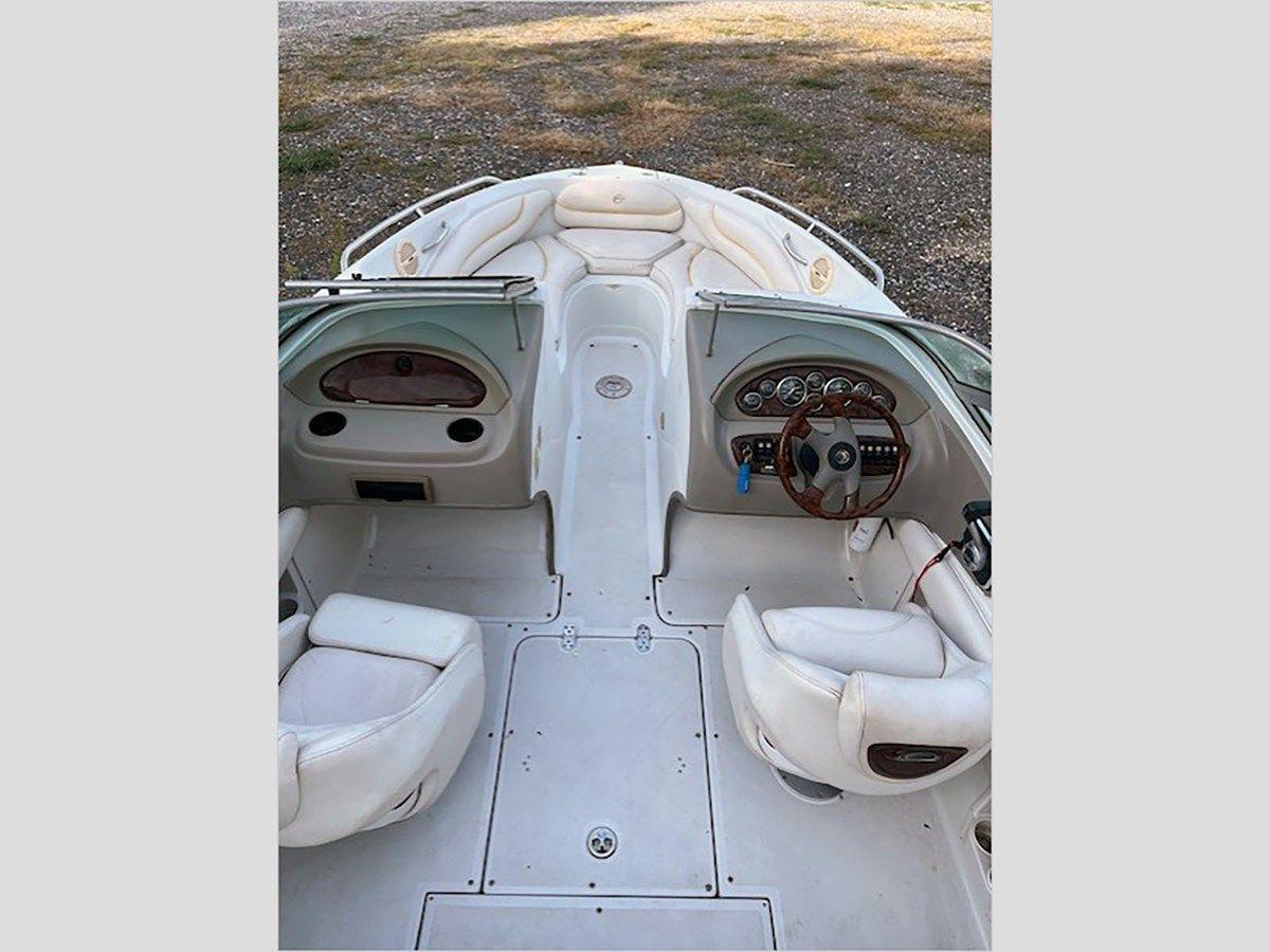 Купить яхту 2005 CROWNLINE 206 LSR 20 в Shestakov Yacht Sales